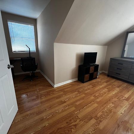 Spacious 3 Bedroom Ewing Home -Quiet Trenton Exterior photo
